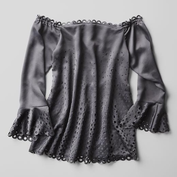 Banana Republic Limited Edition Laser Cut Blouse (NWT) - Picture 1 of 7